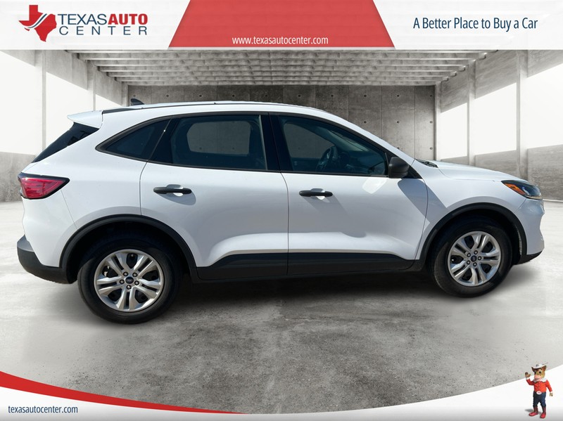 Ford Escape Vehicle Full-screen Gallery Image 4