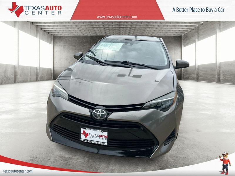 Toyota Corolla Vehicle Full-screen Gallery Image 03