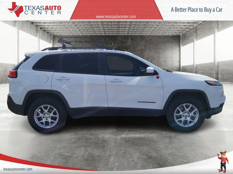 Jeep Cherokee Vehicle Full-screen Gallery Image 04