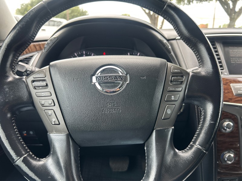 Nissan Armada Vehicle Full-screen Gallery Image 13