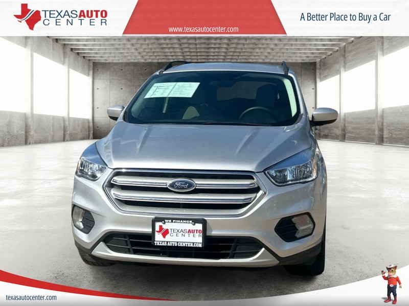 Ford Escape Vehicle Full-screen Gallery Image 03