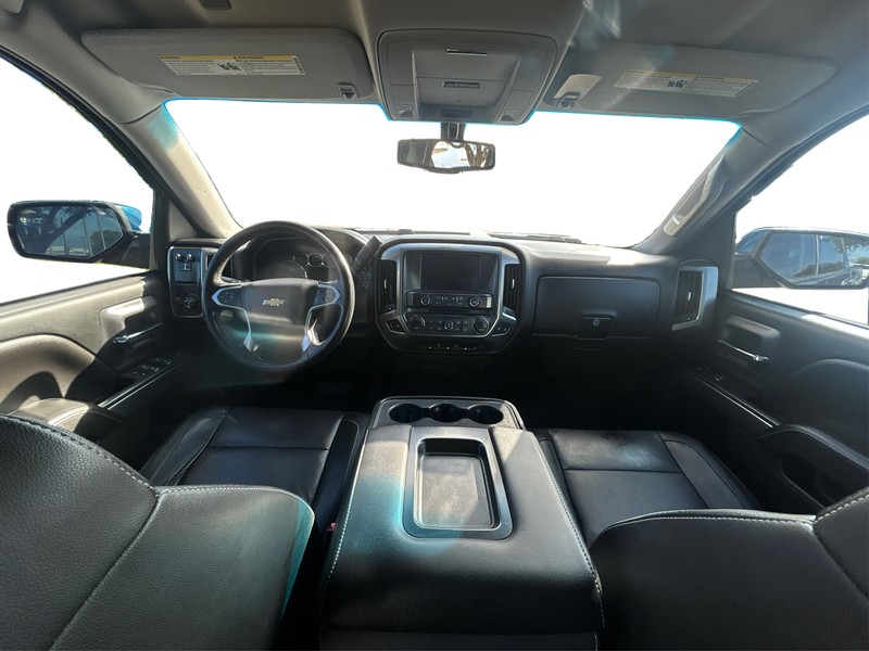 Chevrolet Silverado 1500 Vehicle Full-screen Gallery Image 15
