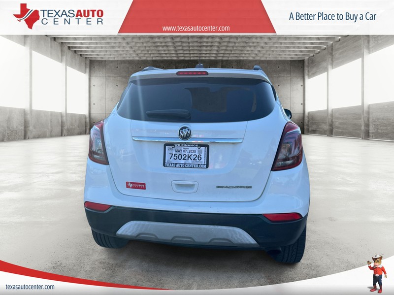 Buick Encore Vehicle Full-screen Gallery Image 06