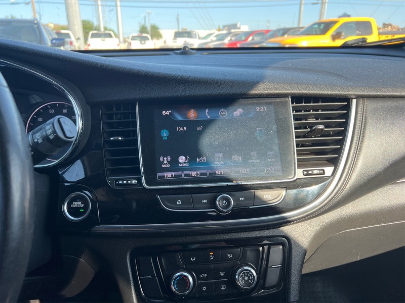 Buick Encore Vehicle Full-screen Gallery Image 12
