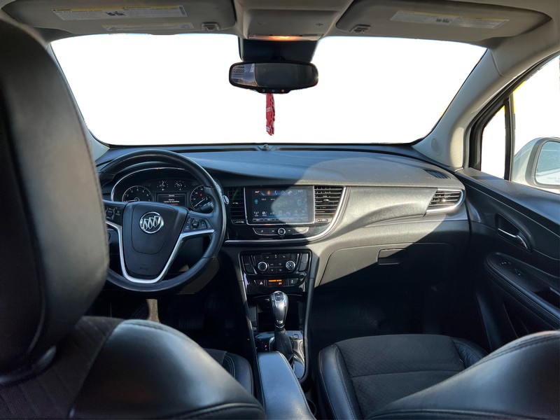 Buick Encore Vehicle Full-screen Gallery Image 16