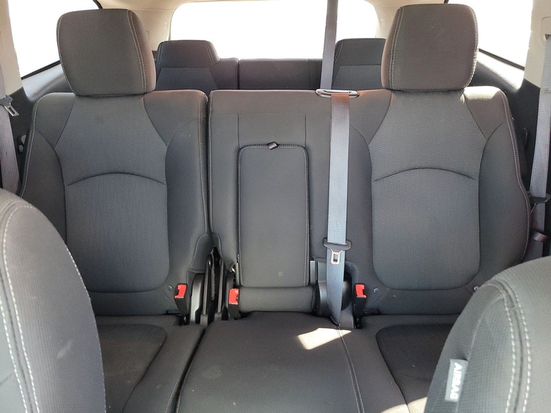 Chevrolet Traverse Vehicle Full-screen Gallery Image 11