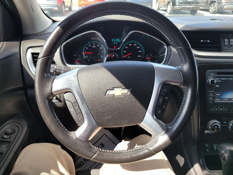 Chevrolet Traverse Vehicle Full-screen Gallery Image 12