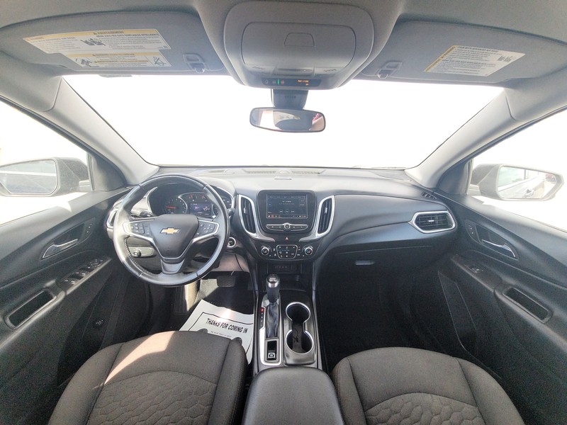 Chevrolet Equinox Vehicle Full-screen Gallery Image 14