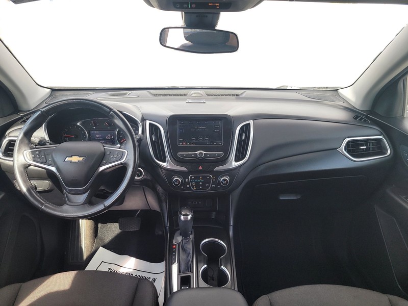 Chevrolet Equinox Vehicle Full-screen Gallery Image 15