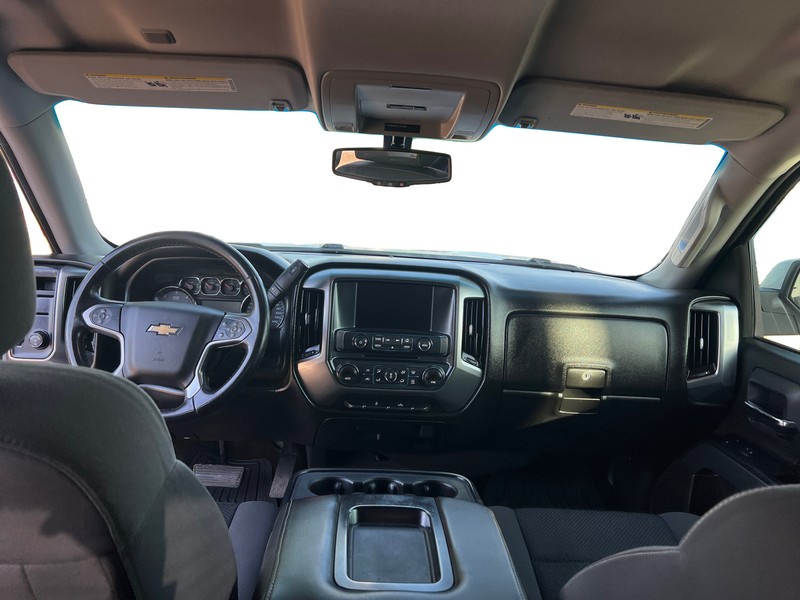 Chevrolet Silverado 1500 Vehicle Full-screen Gallery Image 13
