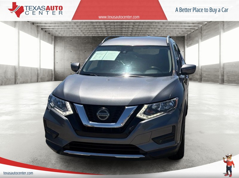 Nissan Rogue Vehicle Full-screen Gallery Image 03