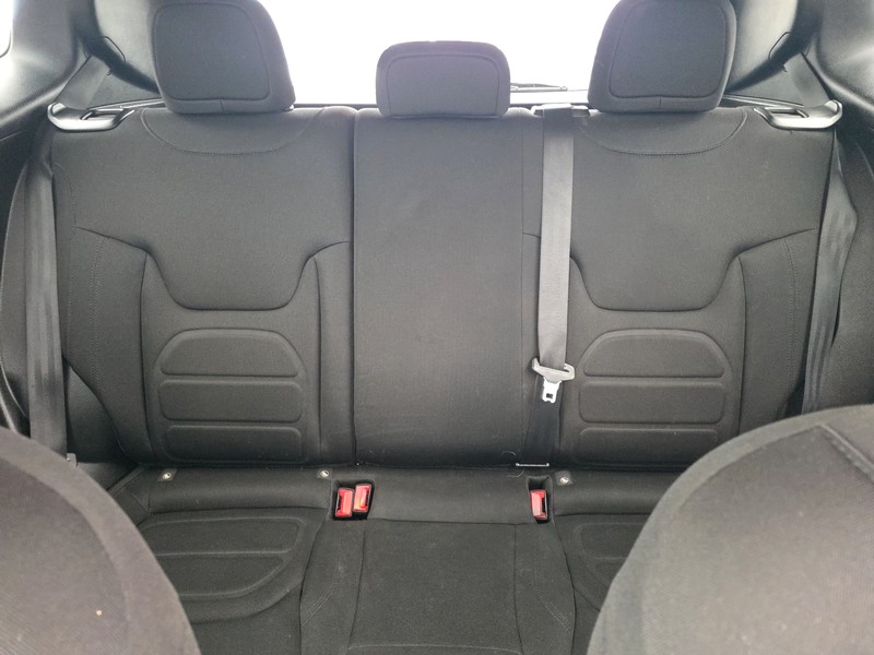 Jeep Renegade Vehicle Full-screen Gallery Image 13