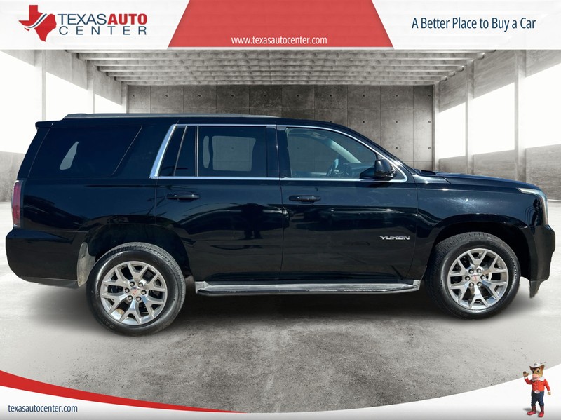GMC Yukon Vehicle Full-screen Gallery Image 04