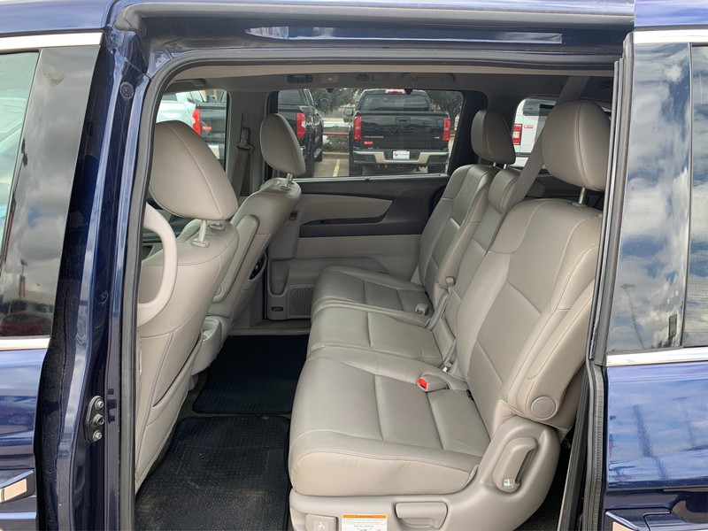 Honda Odyssey Vehicle Full-screen Gallery Image 10