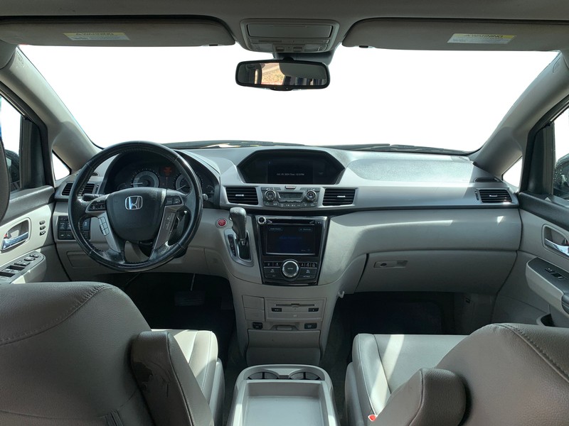 Honda Odyssey Vehicle Full-screen Gallery Image 14