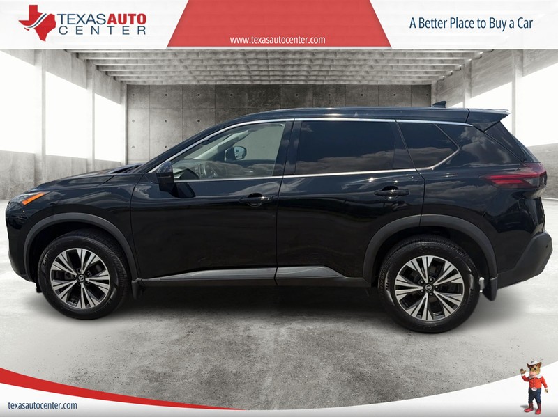 Nissan Rogue Vehicle Full-screen Gallery Image 05