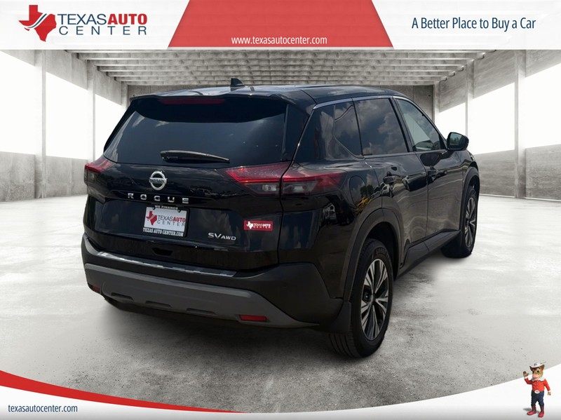 Nissan Rogue Vehicle Full-screen Gallery Image 07