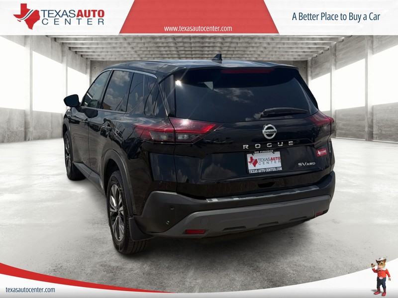 Nissan Rogue Vehicle Full-screen Gallery Image 08