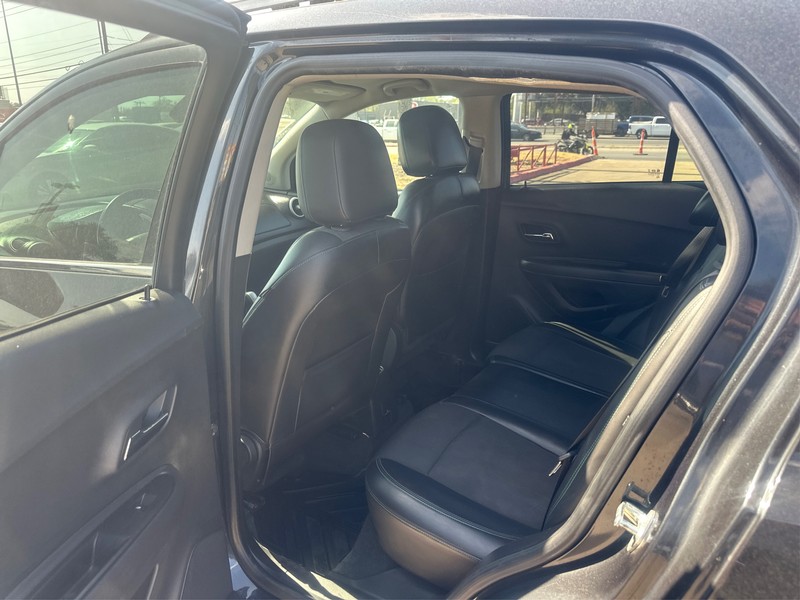 Chevrolet Trax Vehicle Full-screen Gallery Image 10