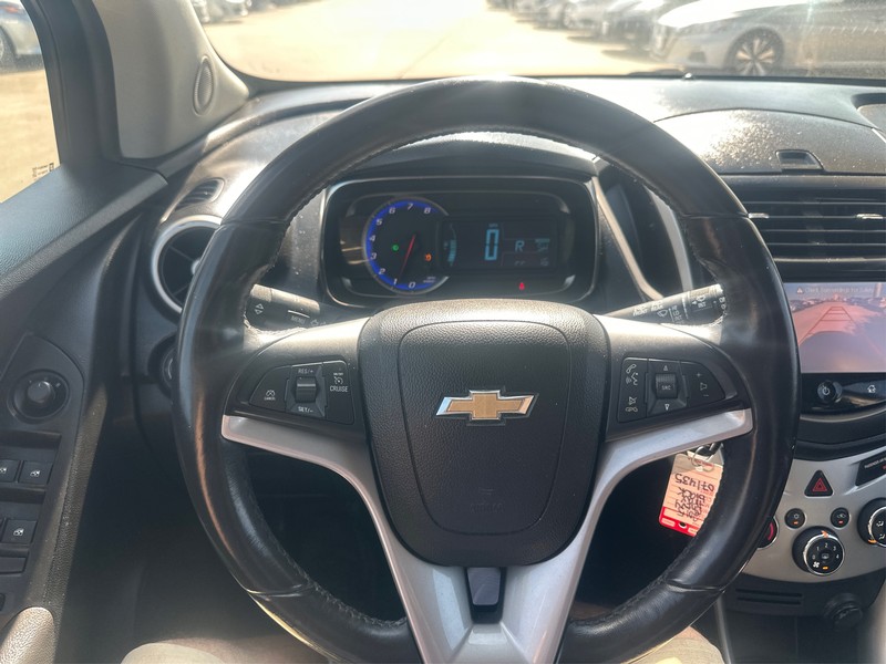 Chevrolet Trax Vehicle Full-screen Gallery Image 14