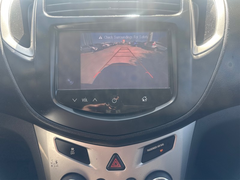 Chevrolet Trax Vehicle Full-screen Gallery Image 17