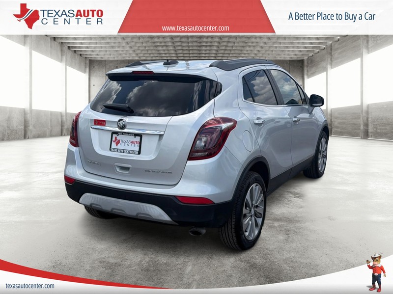 Buick Encore Vehicle Full-screen Gallery Image 07