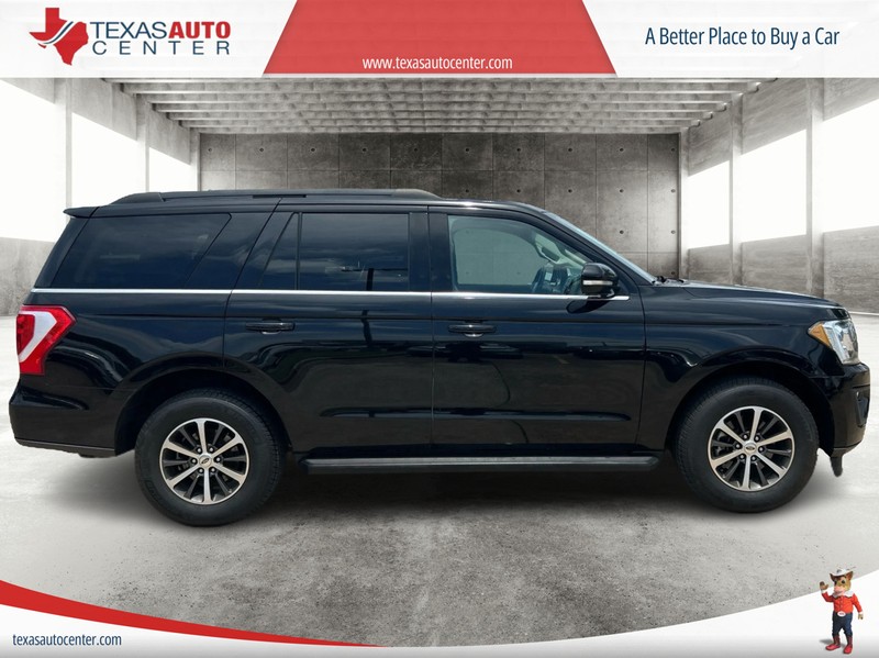 Ford Expedition Vehicle Full-screen Gallery Image 04