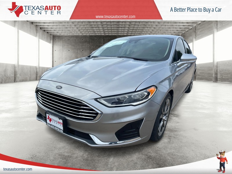 Ford Fusion Vehicle Full-screen Gallery Image 02