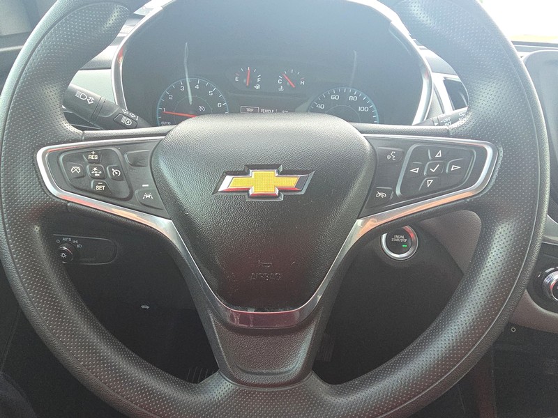 Chevrolet Equinox Vehicle Full-screen Gallery Image 14