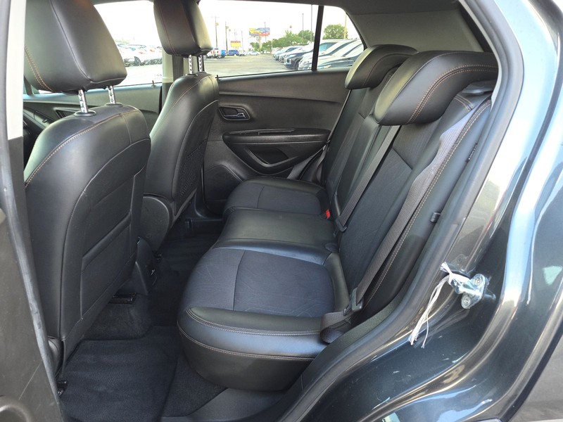 Chevrolet Trax Vehicle Full-screen Gallery Image 10