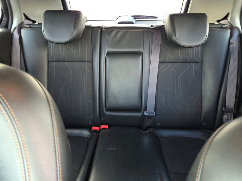 Chevrolet Trax Vehicle Full-screen Gallery Image 13