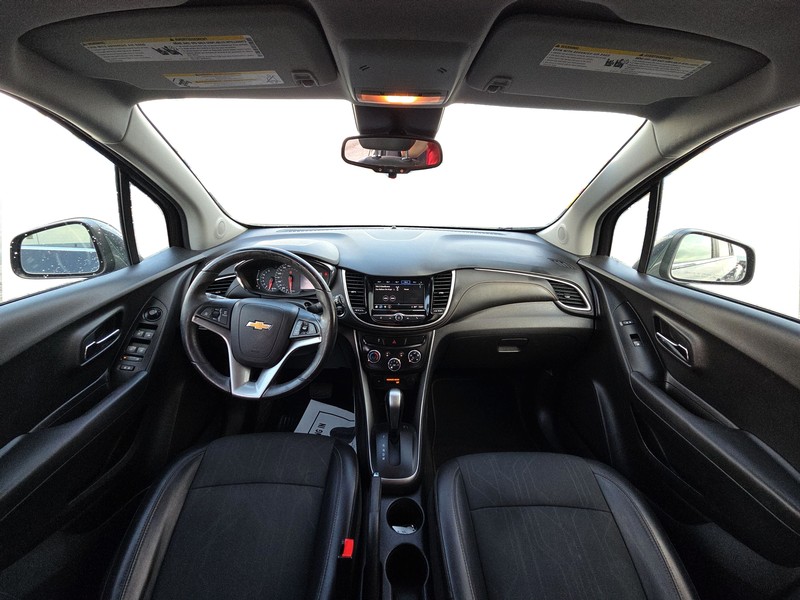 Chevrolet Trax Vehicle Full-screen Gallery Image 15