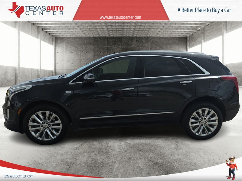 Cadillac XT5 Vehicle Full-screen Gallery Image 05