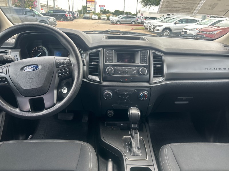 Ford Ranger Vehicle Full-screen Gallery Image 11