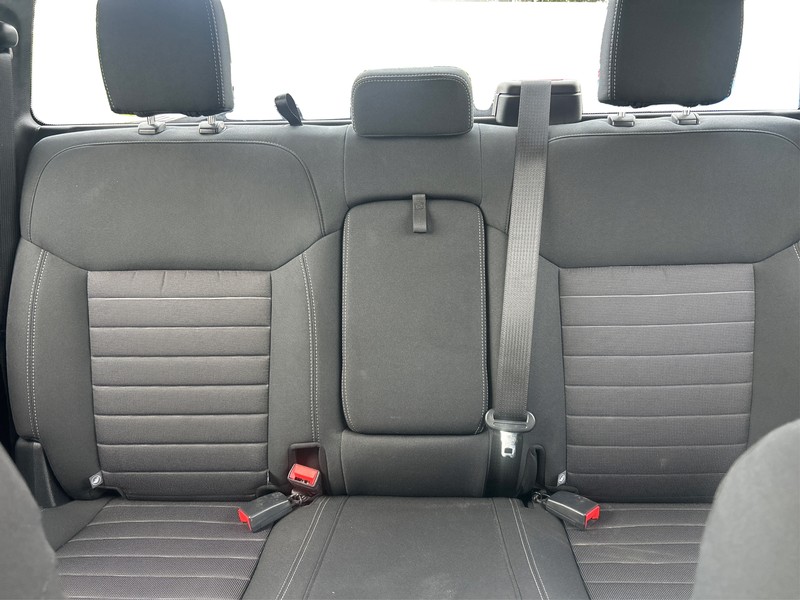 Ford Ranger Vehicle Full-screen Gallery Image 12
