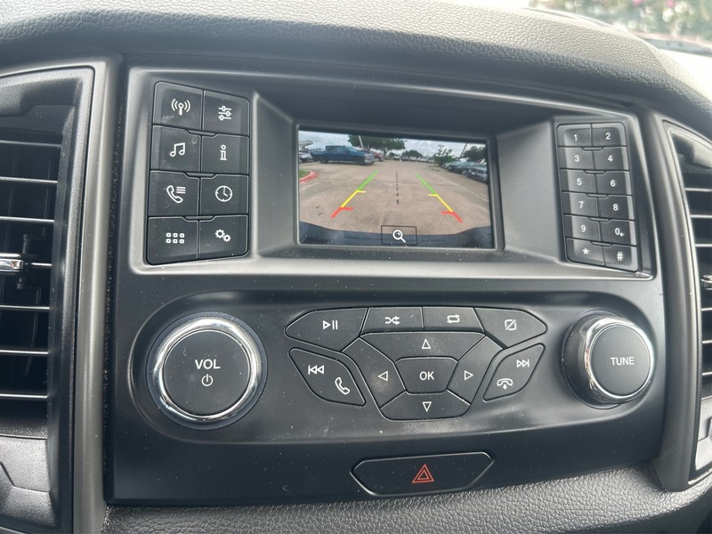 Ford Ranger Vehicle Full-screen Gallery Image 16