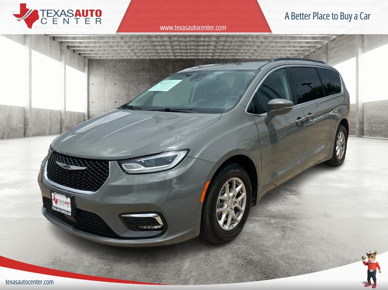 Chrysler Pacifica Vehicle Full-screen Gallery Image 02