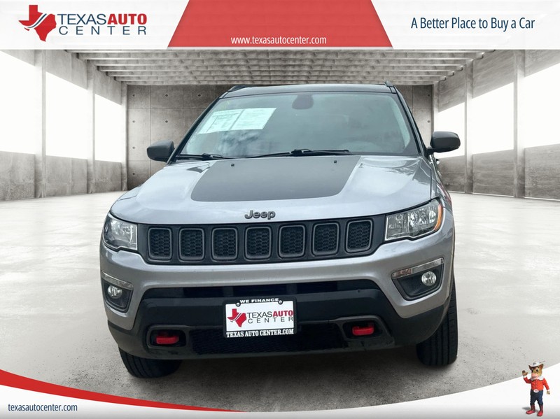 Jeep Compass Vehicle Full-screen Gallery Image 03