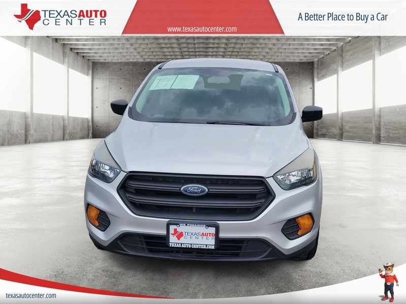 Ford Escape Vehicle Full-screen Gallery Image 03