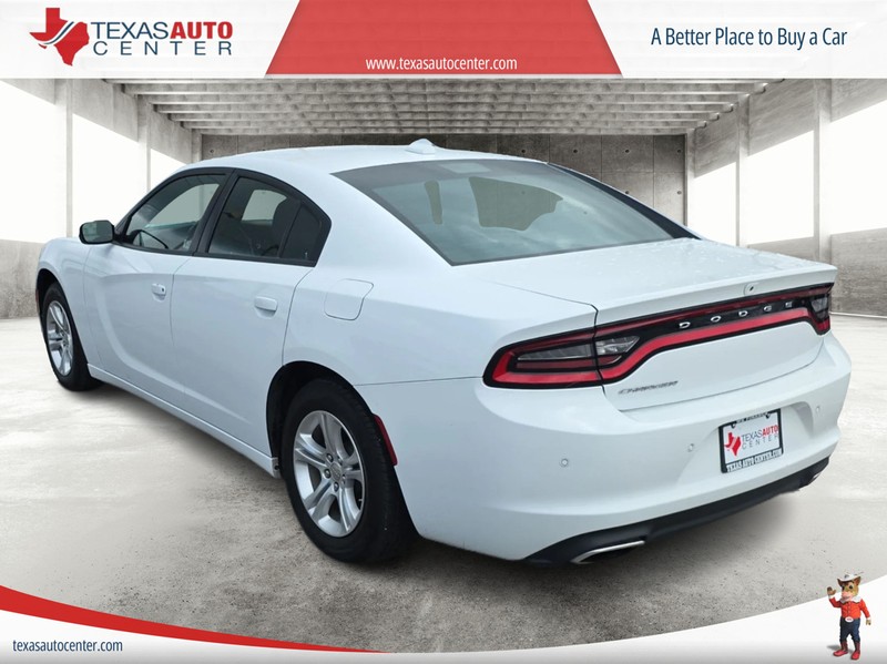 Dodge Charger Vehicle Full-screen Gallery Image 08