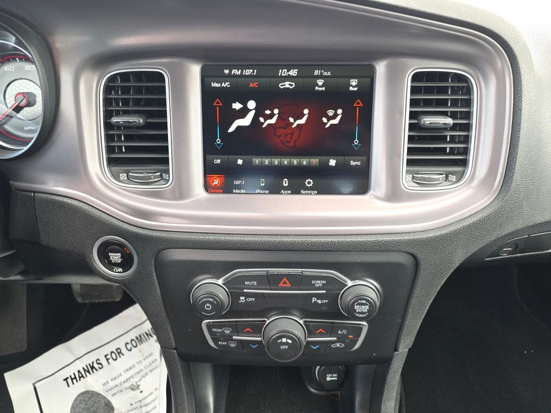 Dodge Charger Vehicle Full-screen Gallery Image 11
