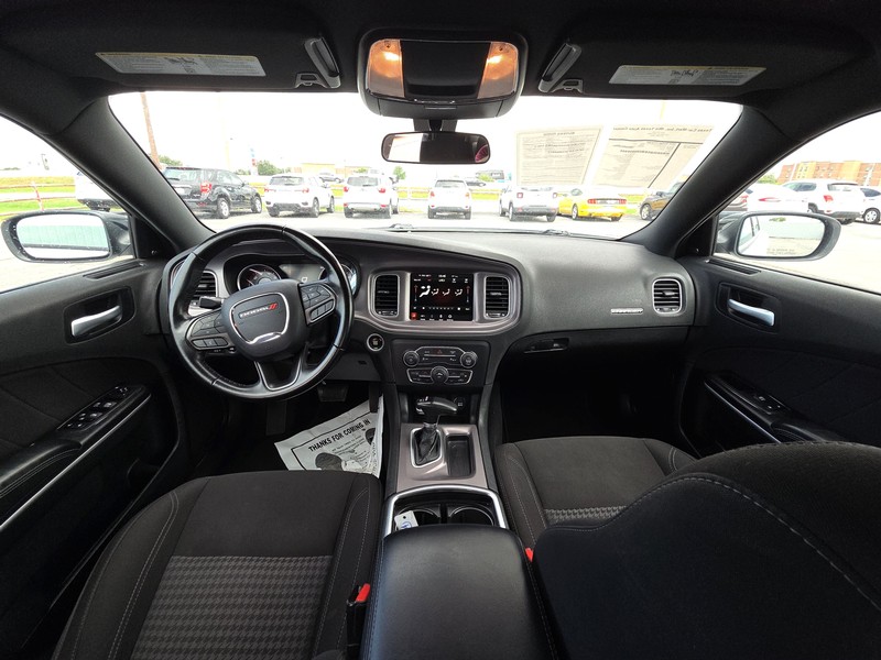 Dodge Charger Vehicle Full-screen Gallery Image 14