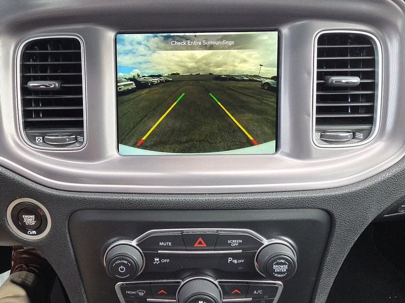 Dodge Charger Vehicle Full-screen Gallery Image 16