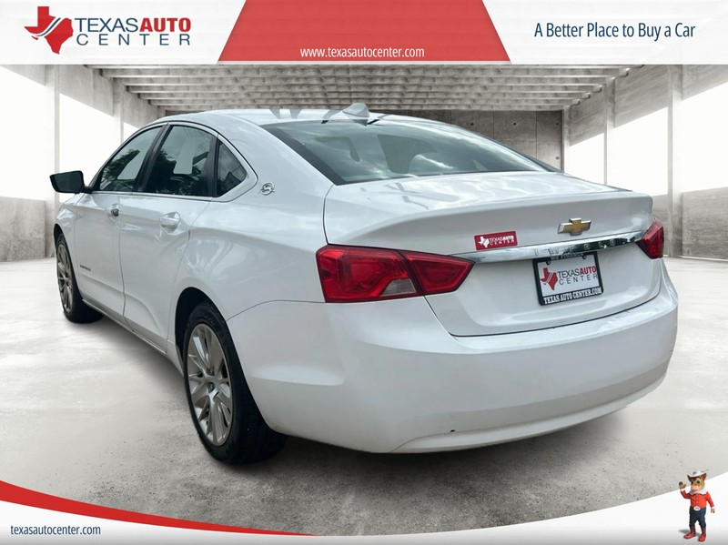 Chevrolet Impala Vehicle Full-screen Gallery Image 8