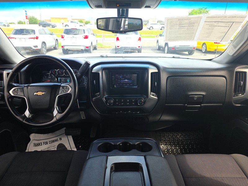 Chevrolet Silverado 1500 Vehicle Full-screen Gallery Image 15