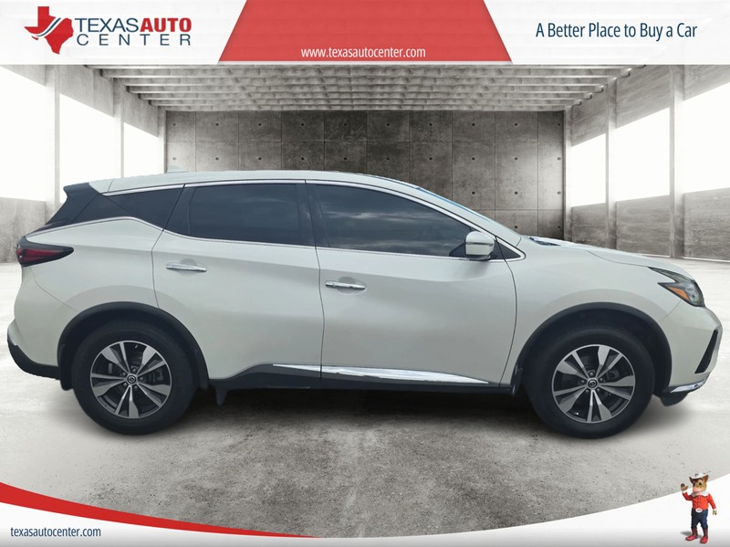 Nissan Murano Vehicle Full-screen Gallery Image 04