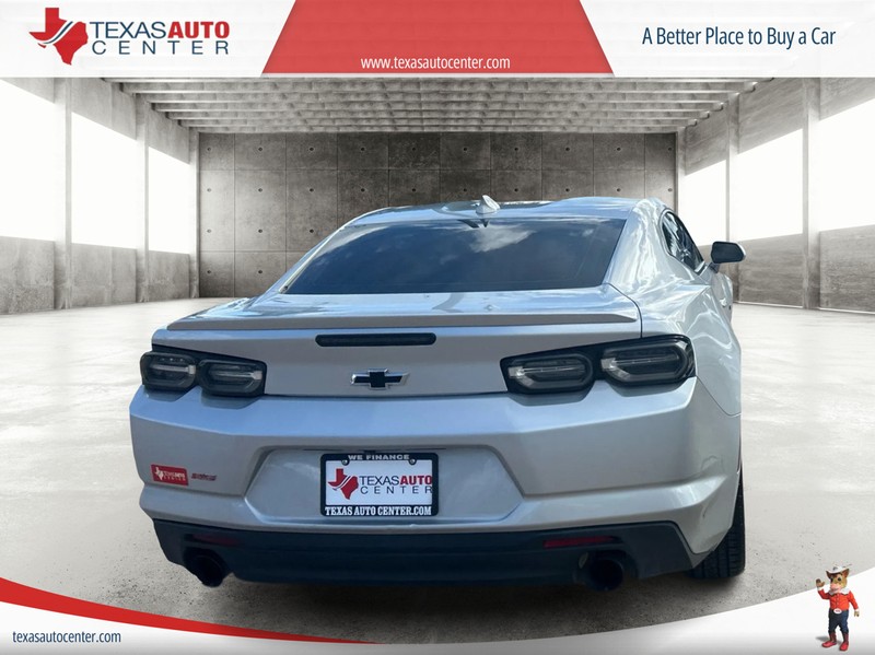 Chevrolet Camaro Vehicle Full-screen Gallery Image 06