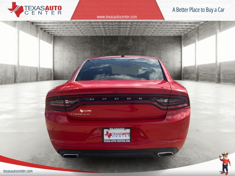Dodge Charger Vehicle Full-screen Gallery Image 05