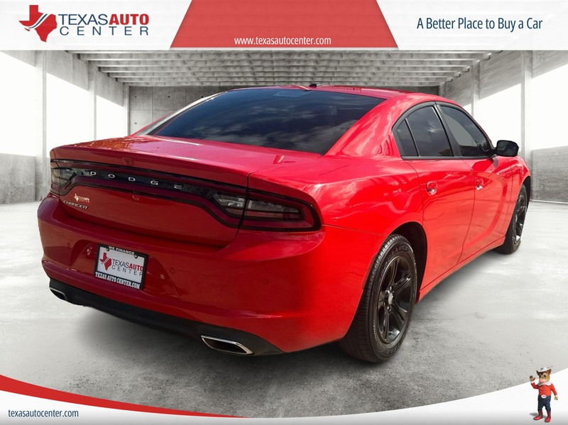 Dodge Charger Vehicle Full-screen Gallery Image 06