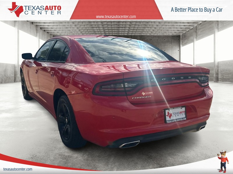 Dodge Charger Vehicle Full-screen Gallery Image 07